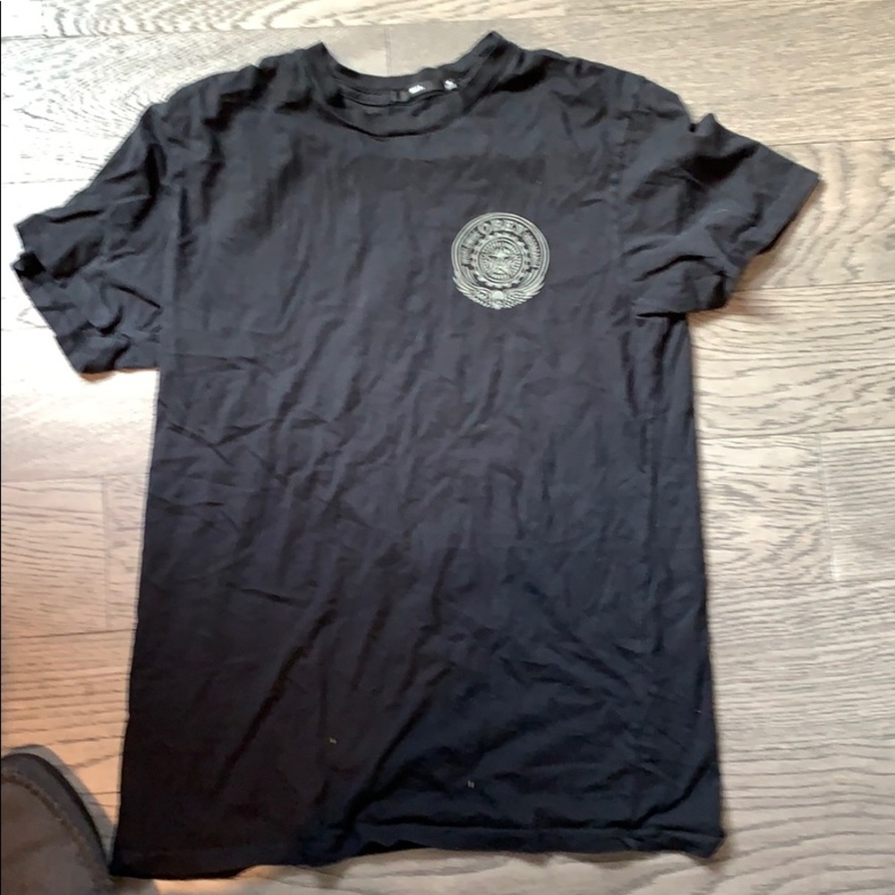 Obey t shirt